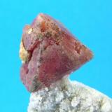 Espinela Rosa
Sierra de Mijas - Mijas - Málaga - España
Cristal de 2 cm
Encontrada en 2001 (Autor: Diego Navarro)