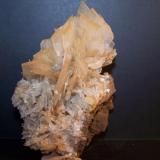 Barita
Mina Beltraneja - Complejo minero El Cortijuelo - Bacares - Almería - España
9x6 cm
Cristales de hasta 2,5 cm (Autor: panchito28)
