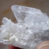 Yeso
Carboneras, Almería, España
6 x 4 cm. y 3,8 cm. de grueso (alto según se observa la foto)
Detalle de un cristal terminado. (Autor: jose luis valdes)