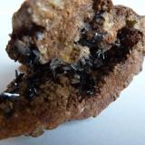 GoethitaGoethite outcrop, Tordelrábano, Comarca Sierra Norte de Guadalajara, Guadalajara, Castilla-La Mancha, Spain5 x 5 cm. (Autor: javier ruiz martin)