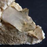 Cuarzo con MicroclinaCollado de la Tejera, Plutón de La Cabrera, La Cabrera, Comarca Sierra Norte, Comunidad de Madrid, España4 x 3 cm. (Autor: javier ruiz martin)