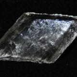 Yeso cristal
Monte La Cuna, Montalbán, Teruel, Aragón, España.
Medidas pieza: 5,5x2,8x1,3 cm (Autor: Sergio Pequeño)