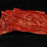 Yeso rojo
Barranco Tormagal, La Pesquera, Cuenca, Castilla la Mancha, España.
Medidas pieza: 4,2x2x1,5 cm (Autor: Sergio Pequeño)