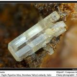 Cerussite
Paglio Pignolino Mine, Dossena, Brembana Valley, Bergamo, Lombardy, Italy
fov 3 mm (Author: ploum)