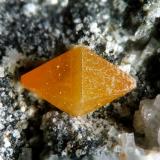 Wulfenite, Albuñuelas, Granada, Spain  2 mm (Author: Rewitzer Christian)