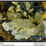 Phillipsite
Perrier, Issoire, Puy-de-Dôme, Auvergne, France
fov 3 mm (Author: ploum)