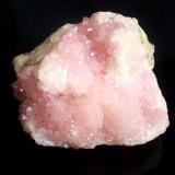 Calcite. (var. Mn).
Aranzazú, Concepción del Oro, Zacatecas, México.
6.5cm x 5.5cm x 4cm. (Author: Luis Domínguez)