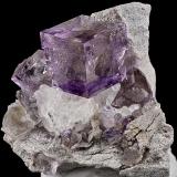 Fluorite with Calcite
Bluffton, Richland Township, Allen Co., Ohio
2.8 x 2.5 x 2.2 cm (Author: am mizunaka)