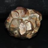Pirita
Girona, Catalunya, España.
Medidas pieza: 1,5x1,2x1,2 cm (Autor: Sergio Pequeño)