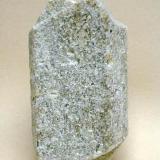 Orthoclasa maclada (macla de Carlsbad)
Karlovy Vary (Carlsbad), Bohemia, República Checa
Tamaño de la pieza: 6 × 3.2 × 2 cm.
Ex colección Martín Oliete
Foto: Minerales de Referencia

Orthoclasa con macla de Carlsbad y de Carlsbad! mayor coherencia no se puede pedir... ;-) (Autor: Jordi Fabre)