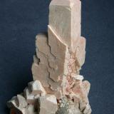 Orthoclasa - Macla de Baveno
Baveno, Verbano-Cusio-Ossola, Provincia Piemonte, Italia
8 x 3 cm.
Colección Peter Seroka (Autor: Peter Seroka)