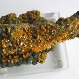 Wulfenite with Mimetite on Limonite
Ojuela Mine, Level 6, San Juan Poniente, Municipio de Mapimí, Durango, Mexico.
14 x 8 x 7 cm: 447 gram (Author: Louis Friend)