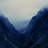 Otro valle hacia el Ultar (7883 m), zona muy rica en minerales.
Karakorum, Pakistan
Mi lugar para tomar esta foto en una altura de aprox 3.300 m (Autor: Peter Seroka)
