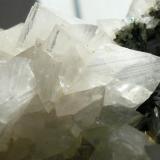 Ortoclasa (variedad adularia) (Autor: nerofis2)