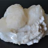 Estilbita y Apofilita
Momin Akhada, Rahuri, Ahmadnagar, Maharashtra, India
10x7 cm (Autor: Jose Muñoz)