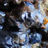 Esfalerita (Variedad Marmatita)
Sierra minera de Cartagena y La Unión, Murcia, España.
Medidas pieza: 6,5x4,7x2,3 cm (Autor: Sergio Pequeño)