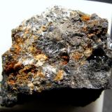 Anglesita
Coronetes, Lucena del Cid, Castellón, Comunidad Valenciana, España.
23 x 24 x 12 mm. (Autor: José Luis Zamora)