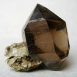 Smoky quartz
Hollersbach valley, Hohe Tauern, Salzburg, Austria
Crystal height 40 mm (Author: Tobi)