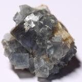 Fluorita<br />Mina Matagalls (Minas de Sant Marçal), Sant Marçal, Viladrau, Comarca Osona, Gerona / Girona, Cataluña / Catalunya, España<br />29x31x20 mm<br /> (Autor: carles)