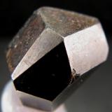 Hematites
Isla de Elba, Livorno, Toscana, Italia
16 x 14 x 10 mm (Autor: José Luis Zamora)