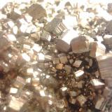 Detail of the Crystals.
Racracancha Mine, Tinyahuarco District, Cerro de Pasco Province, Department of Pasco, Perú.
83 mm x 63 mm x 26 mm (Author: Gianfranco Rodríguez T.)