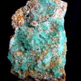 Fluorite
Berta Quarry (Berta Mine), Sant Cugat del Vallès-El Papiol, Vallès Occidental, Barcelona, Catalonia, Spain
Specimen height 80 mm, largest crystals 4 mm (Author: Tobi)
