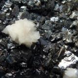 Esfalerita, DolomitaMina de Reocín, Reocín, Comarca Saja-Nansa, Cantabria, España5 x 5 cm. (Autor: javier ruiz martin)
