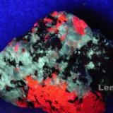 Barite and Calcite
Franklin, New Jersey, USA
4x4 cm (Author: LennyL)
