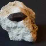 Cuarzo (variedad ahumado)Villacantid, Reinosa, Municipio Hermandad de Campoo de Suso, Comarca Campoo-Los Valles, Cantabria, España3 x 3 cm. (Autor: javier ruiz martin)