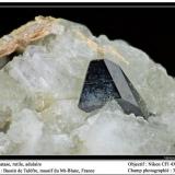 Anatase
Talèfre glacier, Mont Blanc, Chamonix, Haute-Savoie, Rhône-Alpes, France
fov 3.5 mm (Author: ploum)