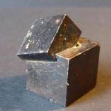 PiritaPyrites outcrop, Valoria Ravine, Villarijo, San Pedro Manrique, Comarca Tierras Altas, Soria, Castile and León, Spain1 cm. la arista mayor (Autor: javier ruiz martin)