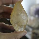 Cristal de Calcita biterminado
Minas de la Florida, Sierra de Arnero, Cantabria, España
8,1 cms. (Autor: Gelo)