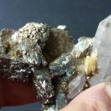Arsenopirita, Cuarzo y Siderita
Panasqueira, Portugal
5,5 x 5,5 cm. (Autor: javier ruiz martin)