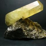 Calcita
Sweetwater Mine - Missouri - EEUU
7,5 x 3,5 ( cristal de 6x2,5 cm) (Autor: panchito28)