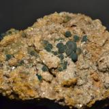Malaquita sobre dolomitaEl Coriellu Mine, El Coriellu, San Cosme de Llerandi, Parres, Comarca del Sueve, Principality of Asturias (Asturias), Spain10 x 7 cm. (Autor: Quexigal)
