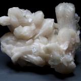 Apophyllite and Stilbite
Jalgaon District, Maharashtra, India
10x9 cm.
Fot. & Col. Juan Hernandez.
Adquired in November of 2010. (Author: supertxango)