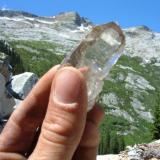 nice clear crystal with faint smoky phantom, clearview claim (Author: thecrystalfinder)