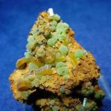 Mimetite-Wulfenite-0224.jpg (Author: KDF-TX)