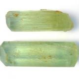 Stout yellow-green beryl (Author: xenolithos)