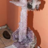 Amethyst stalactite with about 1 meter tall, with calcite (Author: silvio steinhaus)