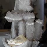 Pale Amethyst with Calcite, about 40 cm high and 30 cm in length (Author: silvio steinhaus)