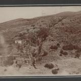 Outcrop
La Noria Vein and community, San Pantaleon de la Noria, Municipio Sombrerete, Zacatecas, Mexico
House is about 15m across
Photo probably taken in the 1930s. (Author: Peter Megaw)