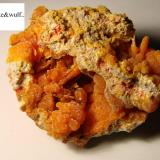 Mimetite and wulfenite
Chah Mileh mine, Anarak city, Esfahan province, Iran
6 x 5 cm. (Author: pirirani)