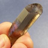 Smoky/citrine quartz
Villiersdorp
43 x 13 x 13 mm
Faceting quality quartz (Author: Pierre Joubert)