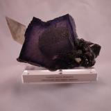 Fluorite, Calcite, Sphalerite
Elmwood Mine Tennessee USA
12.5 x 7.5 x 6.5 cm (Author: Don Lum)