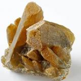 Barita
Mina Barega, Gonnesa-Carbonia, Iglesias, Cerdeña, Italia
8 x 7,5 x 7 cm.
Ex colección Martin Grüll. Cristal principal biterminado de 8 cm. (Autor: Antonio Alcaide)