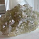 Fluorite, quartz
Hermine mine, Wölsendorf, Upper Palatinate, Bavaria, Germany.
13 x 8,5 cm
Completely undamaged cabinet. (Author: Andreas Gerstenberg)