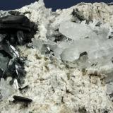 Hematite with Quartz Fadens
Veta Grande claim, Dome Rock Mts., near Quartzsite, La Paz County, Arizona, USA
181 x 161 x 84 mm (Author: GneissWare)