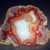 Chalcedony var. Laguna agate
Estacion Ojo Laguna, Chihuahua, Mexico
8.1 x 9.3 cm. (Author: crosstimber)