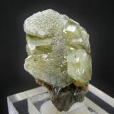 Fluorapatito + Siderita
Minas de Panasqueira - Beira Baixa - Portugal.
4.2 cm - Cristal de 3.1 cm
Detalle (Autor: Diego Navarro)